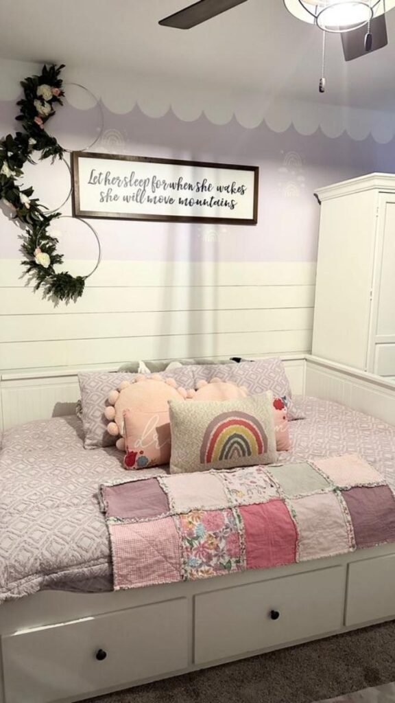 Daybed With Trundle for Sleepovers
